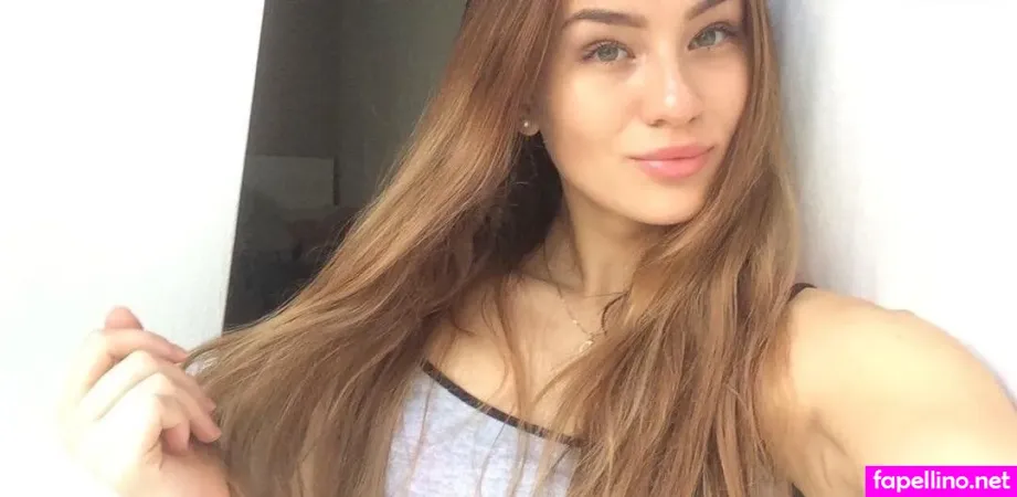 Annieschka Fit OnlyFans Thumbnail #QPzsojNH3C