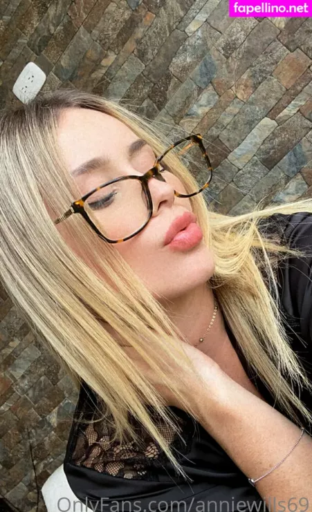 Anniewillfree OnlyFans Thumbnail #CWfa65bj89