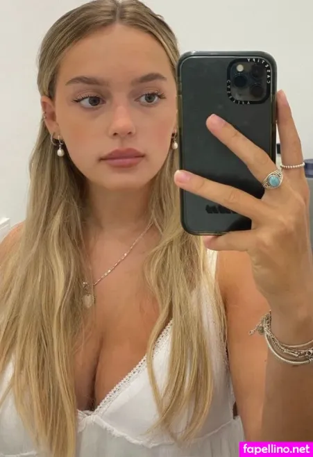 Anniisturn OnlyFans Thumbnail #S4bKCzJ6Ei