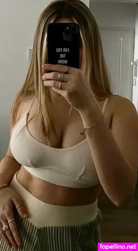 Anniisturn OnlyFans Thumbnail #Wl1WcsrD2l