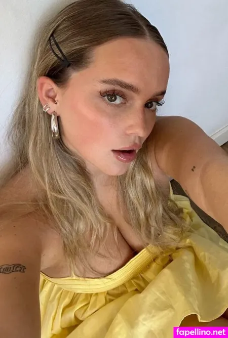 Anniisturn OnlyFans Thumbnail #zfTfp8iJei