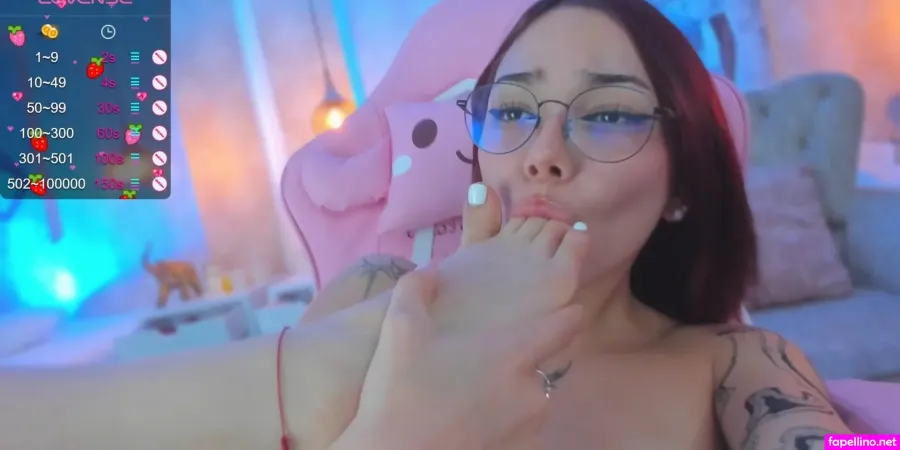 Anniita OnlyFans Thumbnail #EfRF2sKRfj