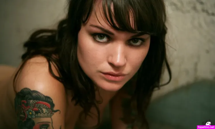 Annika 1 OnlyFans Thumbnail #IVp7Ynn3Xm