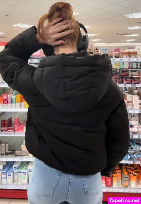 Annika Eks OnlyFans Thumbnail #FtKkHGPQol