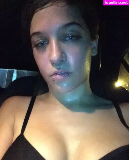 Annika Eve OnlyFans Thumbnail #lE4hpIojmT