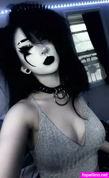 Annika Hermonat OnlyFans Thumbnail #aIDzFccEWe