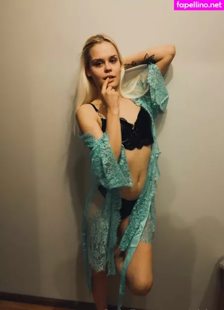 Annika Kuklase OnlyFans Thumbnail #kmFvCtM5r6