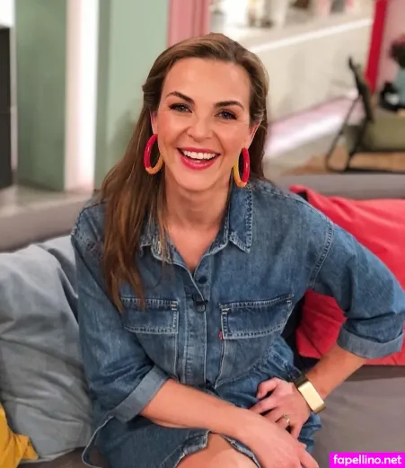 Annika Lau OnlyFans Thumbnail #Ig8BnB5OsA