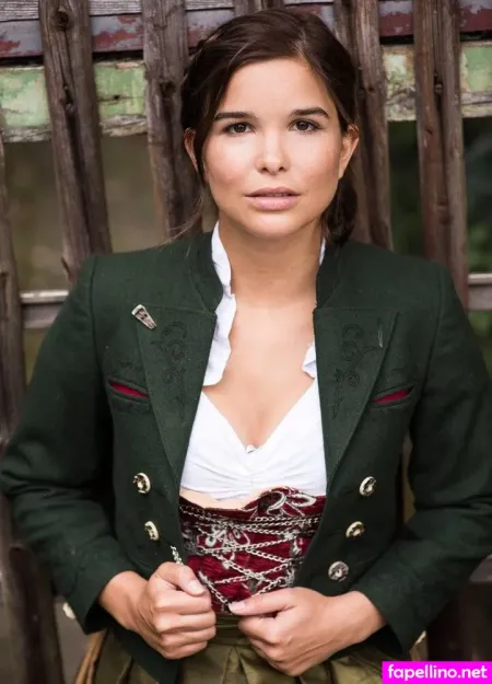 Annika Preil OnlyFans Thumbnail #5g8mjc9ie8