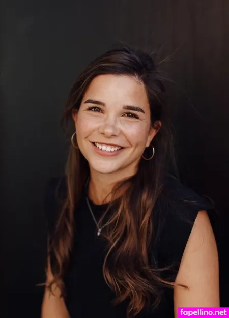 Annika Preil OnlyFans Thumbnail #HZkFbSoWEH