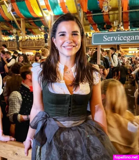 Annika Preil OnlyFans Thumbnail #v4nNwBkblR