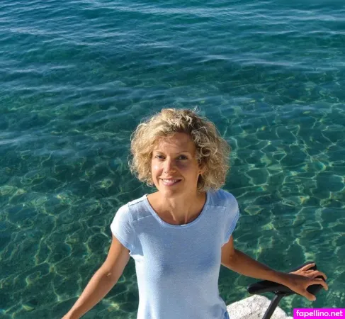 Annika Zimmermann OnlyFans Thumbnail #qBytyLfWkq