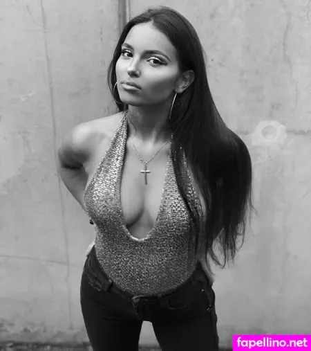 Annikaa X OnlyFans Thumbnail #bqX948Wxij