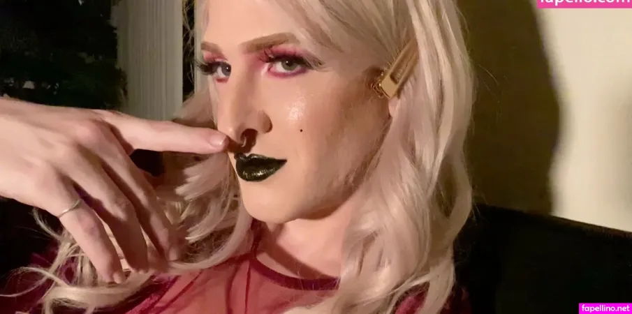 Annikarabbit OnlyFans Thumbnail #28mHOZLOze