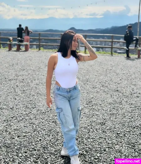 Annita Dol OnlyFans Thumbnail #bCVderOIOl