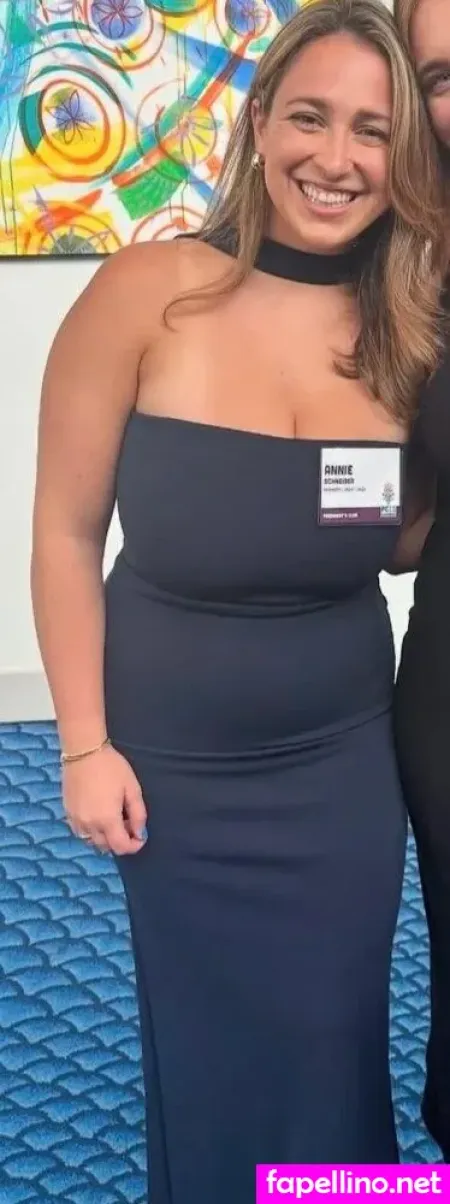 Annnieee OnlyFans Thumbnail #3okOcikl2g