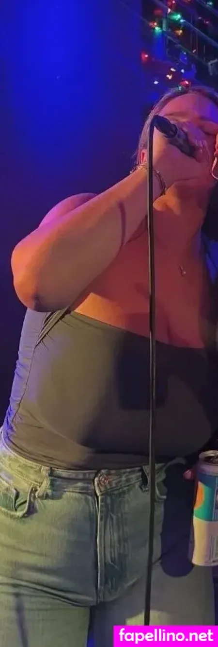 Annnieee OnlyFans Thumbnail #hJuWOJNkts