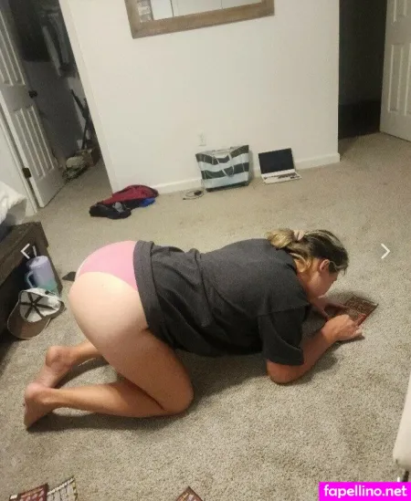 Annoyed Wifey OnlyFans Thumbnail #Gnko5mI7mq