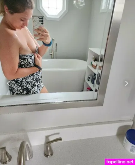Annoyed Wifey OnlyFans Thumbnail #sVSKKGOVfv