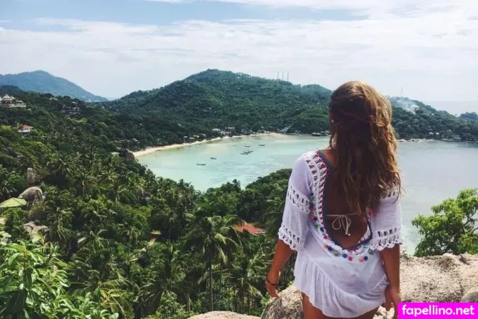 Annxbll OnlyFans Thumbnail #kT4xvB2NtF