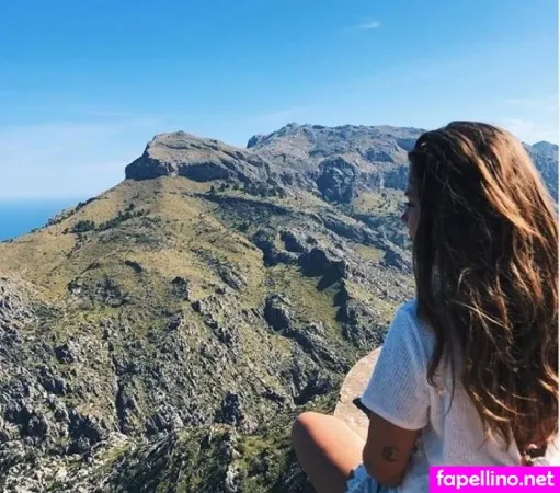 Annxbll OnlyFans Thumbnail #ynQjL0U6xJ