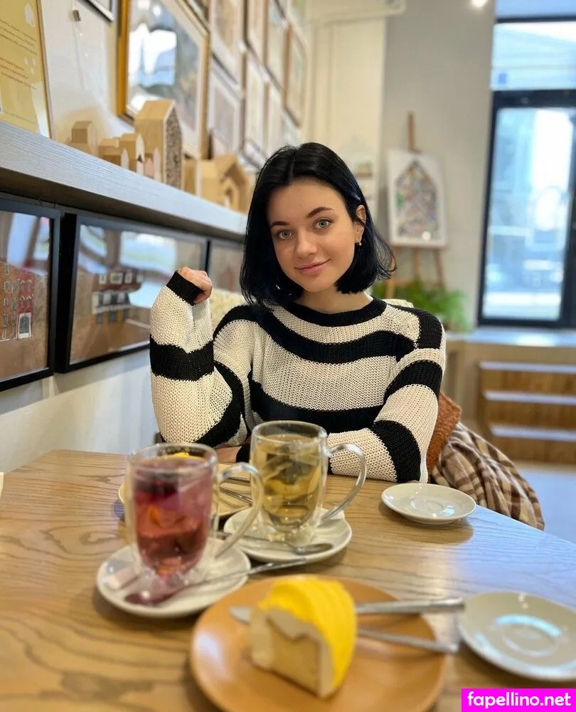 annyolsen, brocolliyoutoo, olsannie Nude Leaked OnlyFans Photo #NeoT5g9cjp