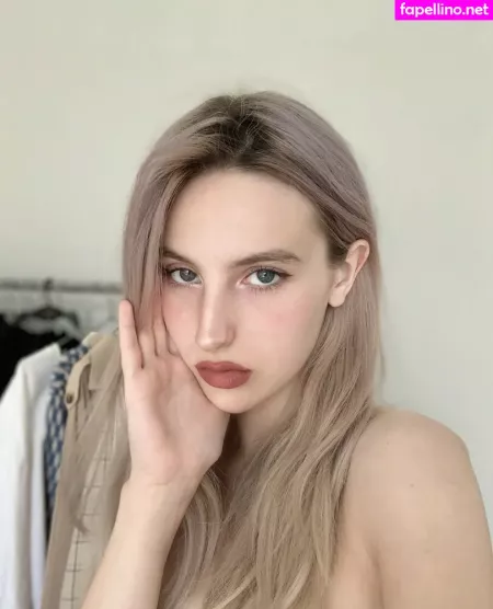 Anny Walker OnlyFans Thumbnail #70TrozYkfA