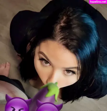 Anouk Bustyy OnlyFans Thumbnail #XDJH27A2vL
