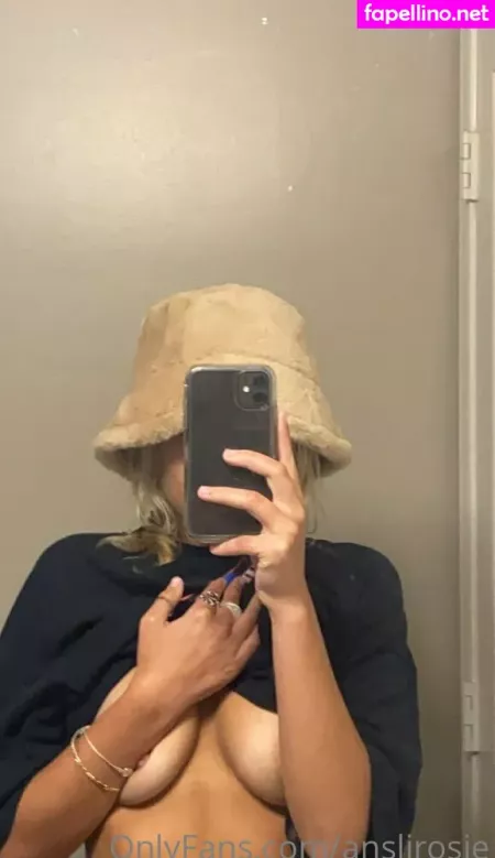 Anslirosie OnlyFans Thumbnail #EqrwtLLyTy