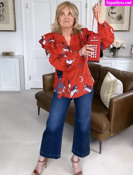 Anthea Turner OnlyFans Thumbnail #FXGmVaL0Sc