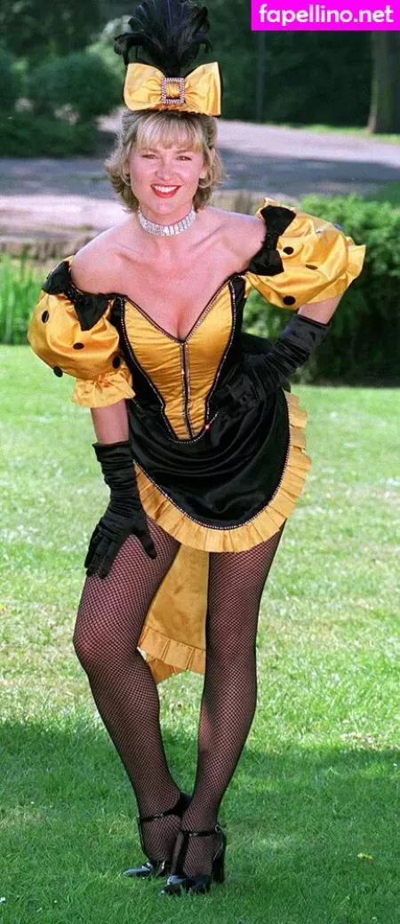 Anthea Turner OnlyFans Thumbnail #sZibZBybZE