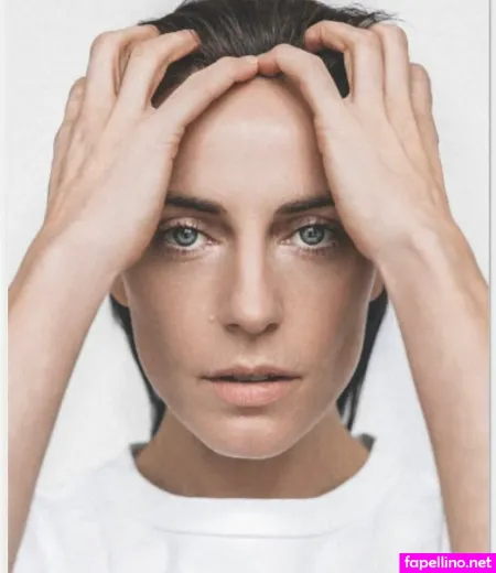 Antje Traue OnlyFans Thumbnail #C6aal9S28w