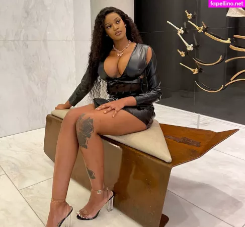 Antoinette OnlyFans Thumbnail #0TrAqbjcnG