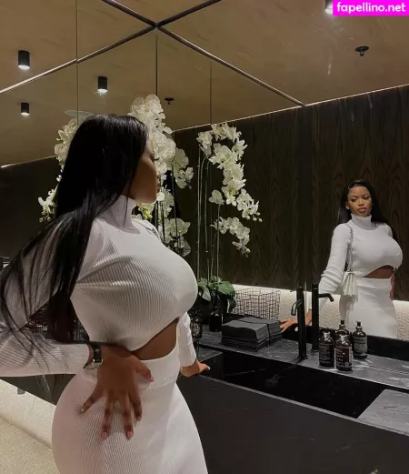 Antoinette OnlyFans Thumbnail #AhJhgxRM7O