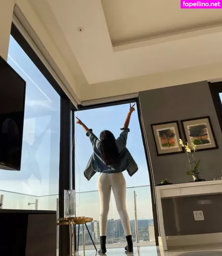 Antoinette OnlyFans Thumbnail #ZetE8xEubS