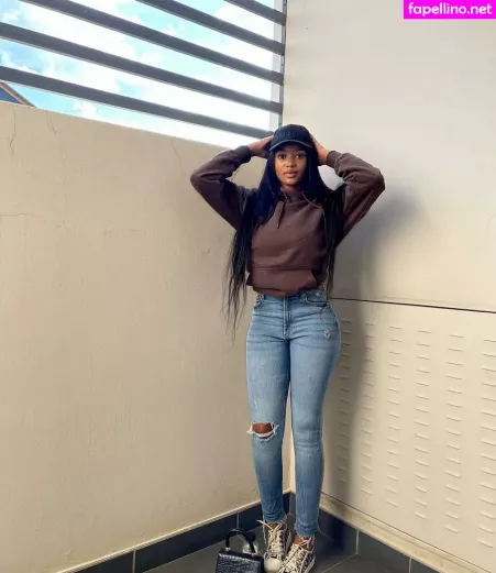 Antoinette OnlyFans Thumbnail #iEDXRqjLXe