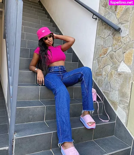 Antoinette OnlyFans Thumbnail #roaDEhpTUc