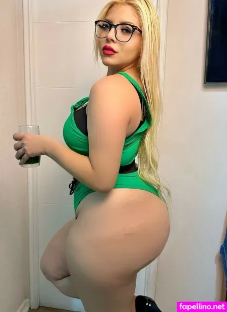 Antonella Paiva OnlyFans Thumbnail #UsqDelNidn