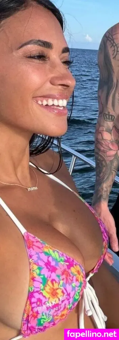 Antonella Roccuzzo OnlyFans Thumbnail #0hgD5SLICM