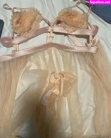 Antonella Shau OnlyFans Thumbnail #Cfux5LMaSX