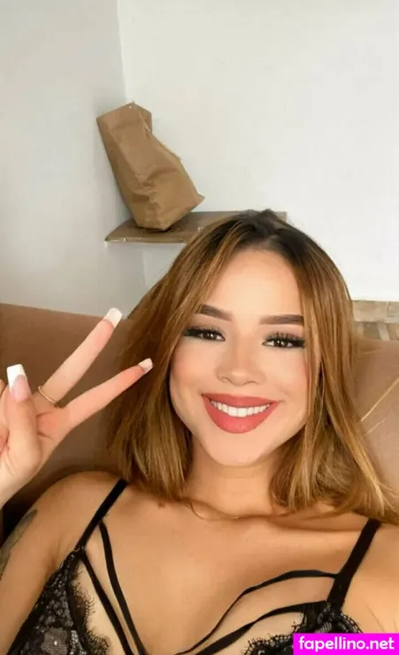 Antonellahernandezz OnlyFans Thumbnail #LHvKVhlrNV