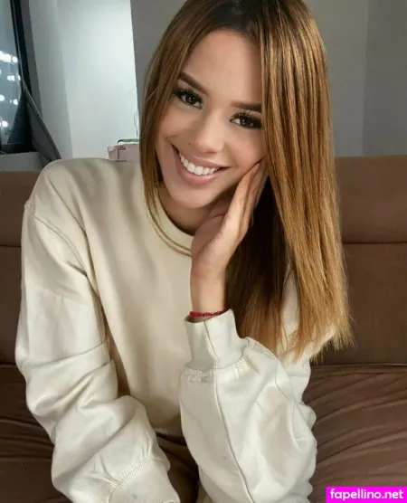 Antonellahernandezz OnlyFans Thumbnail #nORRY9zPeb