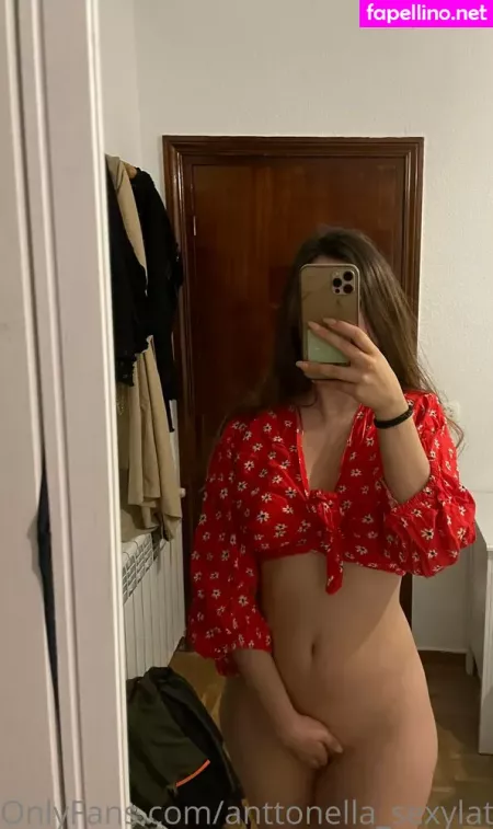 Antonellareig OnlyFans Thumbnail #BrLFZShd1B