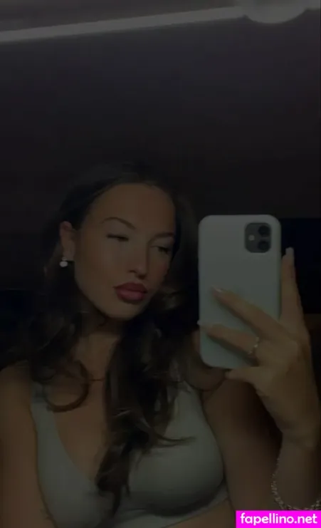 Antonia Chiara OnlyFans Thumbnail #BjqwCvIkJf