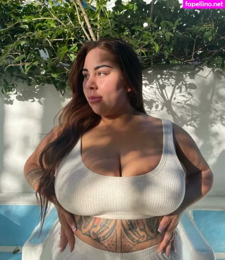 Antonia Waerea Adams OnlyFans Thumbnail #t7k8HxukHb