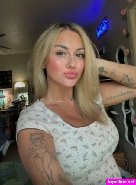 Anunknowngalaxy OnlyFans Thumbnail #8MEBb7IhD9