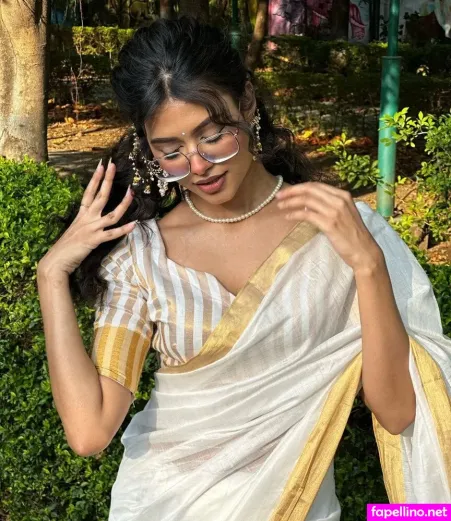 Anushka Singh OnlyFans Thumbnail #YytKNzwmst