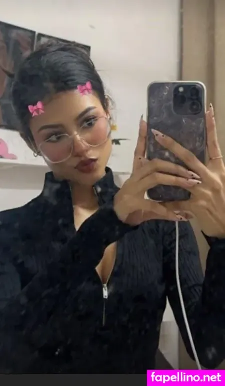 Anushka Singh Main Profile Photo