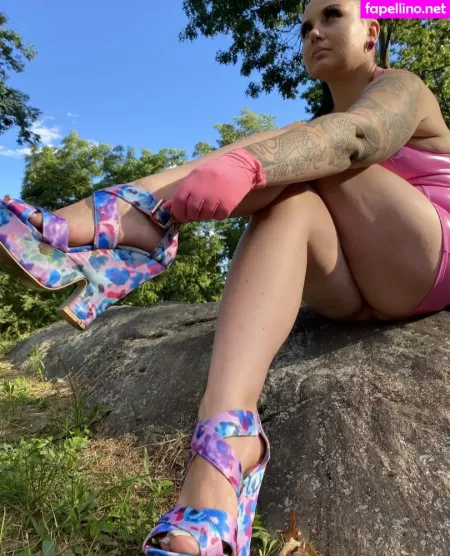 Anushka Velvet OnlyFans Thumbnail #7BcgwSMmNv