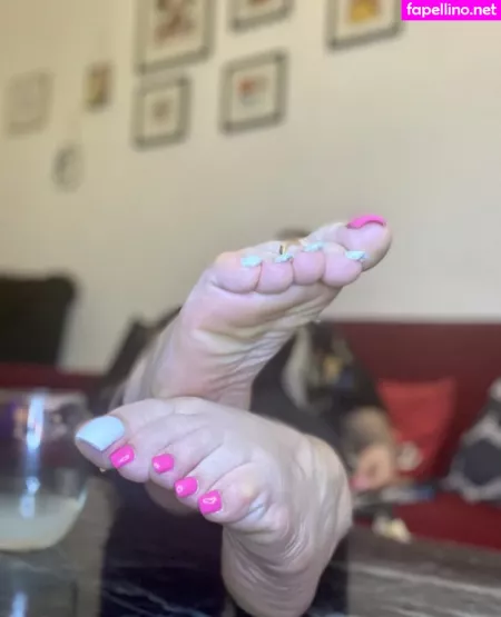 Anushka Velvet OnlyFans Thumbnail #eAuYmG7j5m